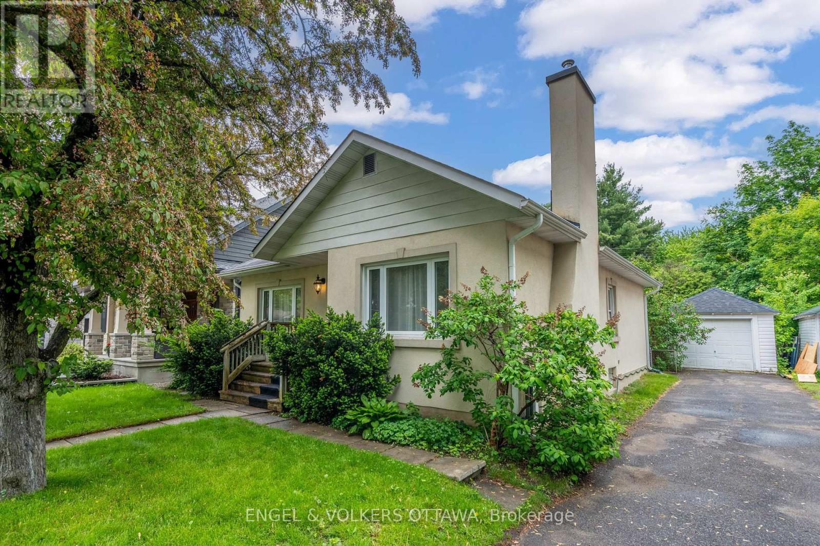 38 GLENCAIRN AVENUE, Ottawa, Ontario