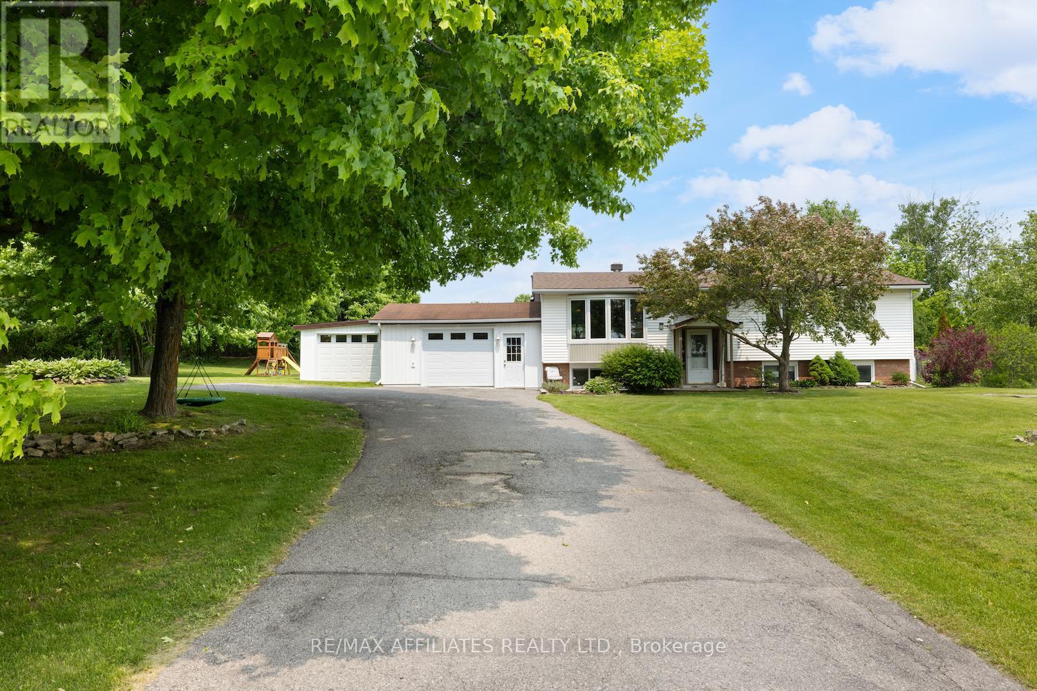 1494 RAMSAY 8 CON ROAD, Mississippi Mills, Ontario