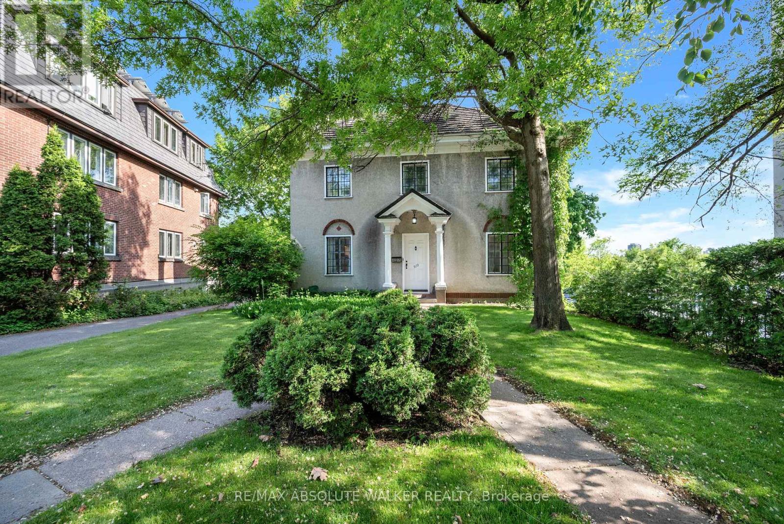 210 RIDEAU TERRACE, Ottawa, Ontario