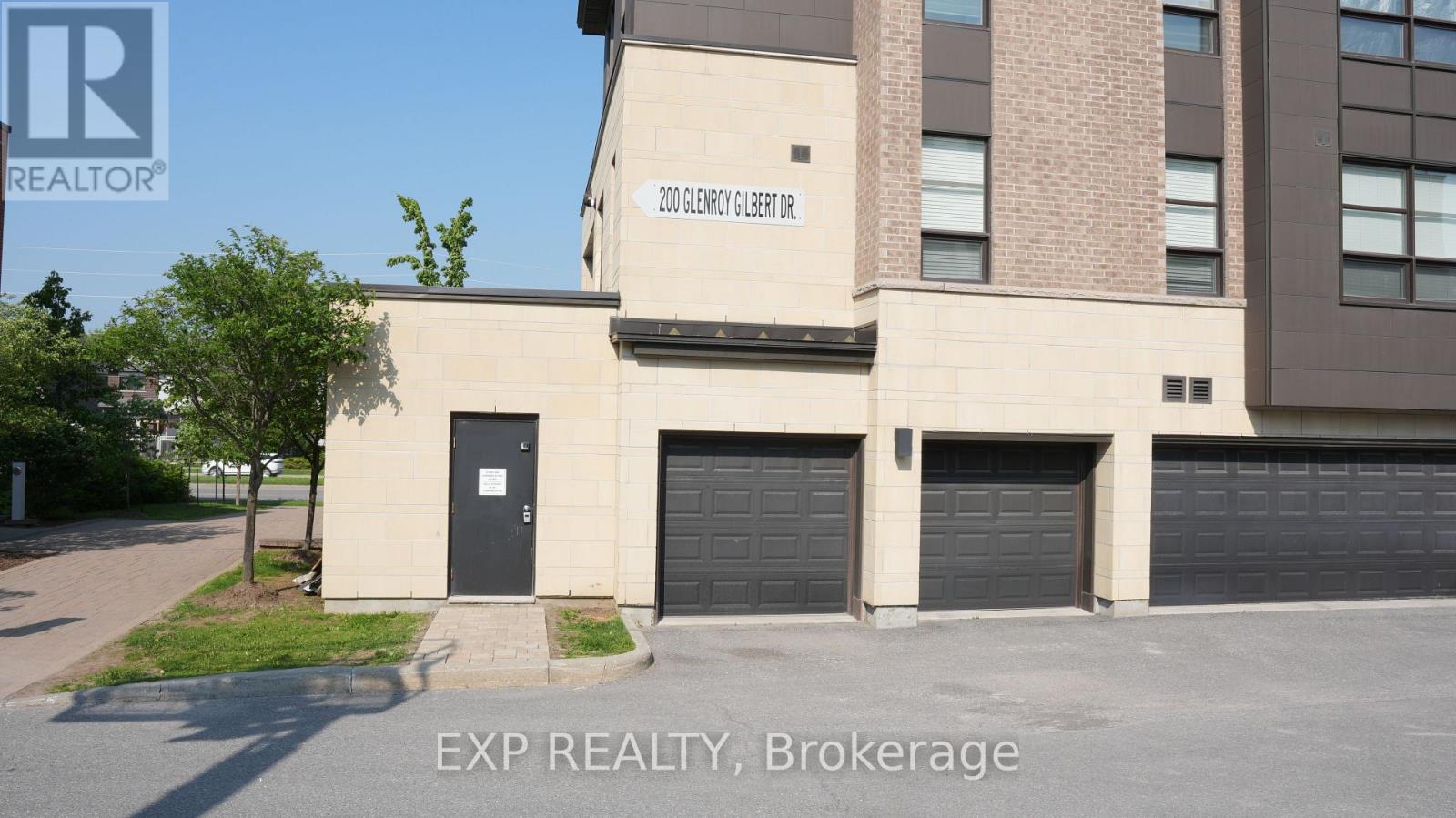 205 - 200 GLENROY GILBERT DRIVE, Ottawa, Ontario
