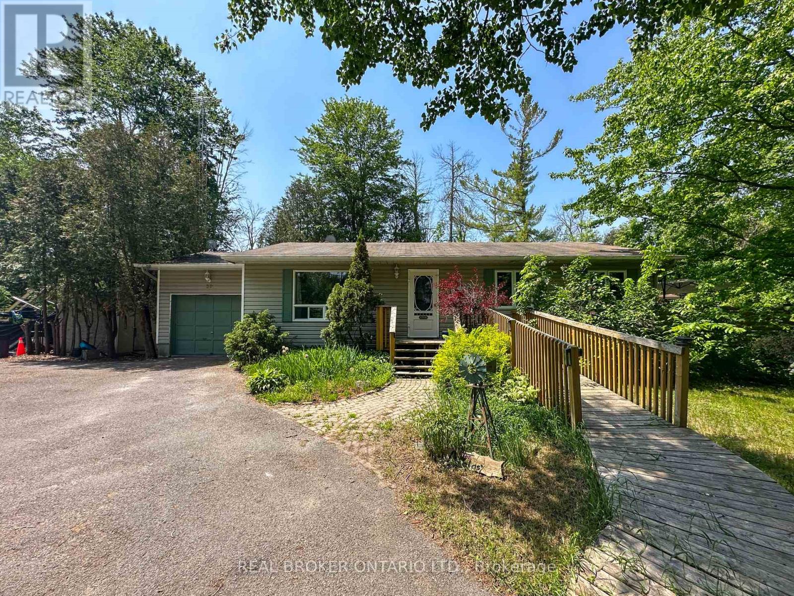 30 KINGFISHER CRESCENT, North Grenville, Ontario