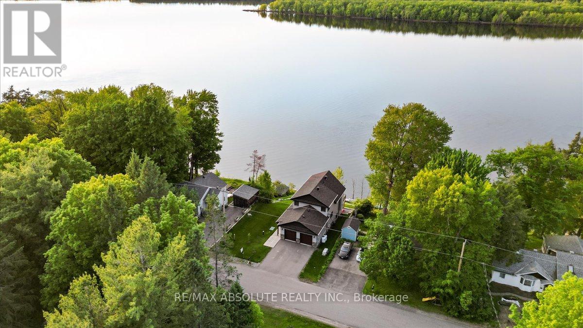 304 RIVERWOOD DRIVE, Ottawa, Ontario