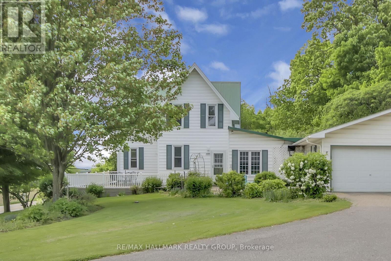 4240 CARP ROAD, Ottawa, Ontario