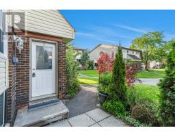 23D FORESTER CRESCENT, Ottawa, Ontario