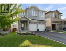 92 SCHOONER DRIVE, Kingston, Ontario