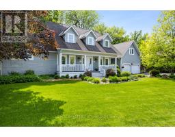 10 PERKINS BOULEVARD, Perth, Ontario