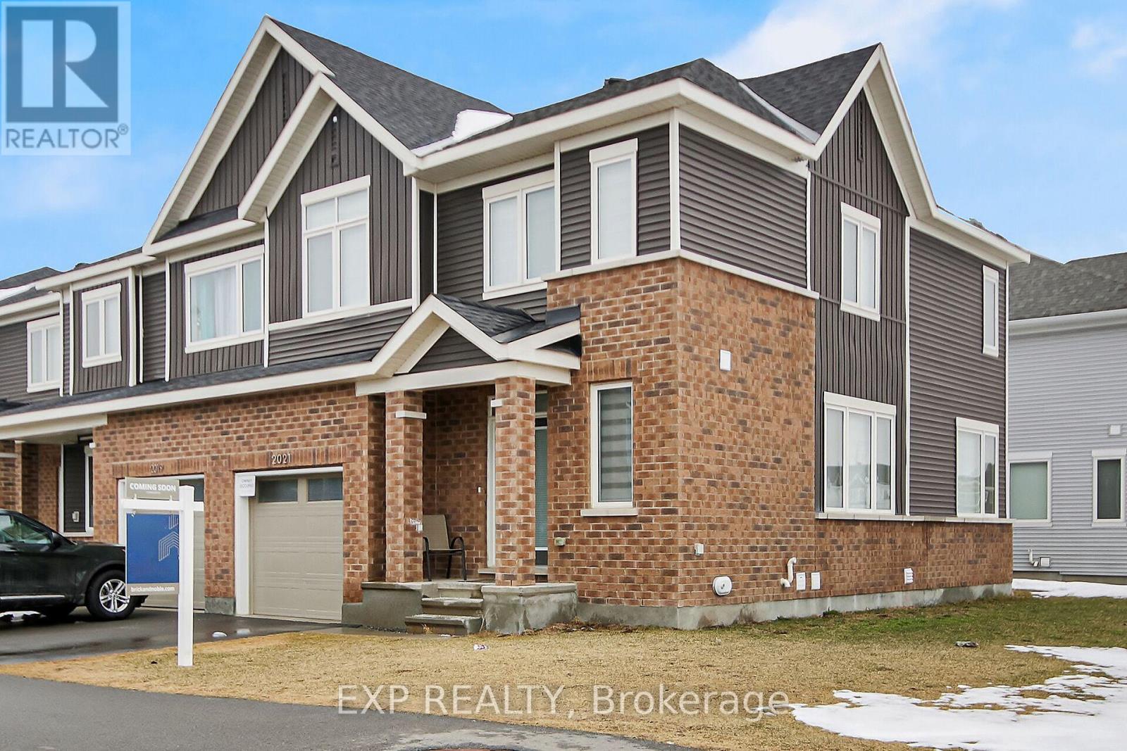 2021 ELEVATION ROAD, Ottawa, Ontario