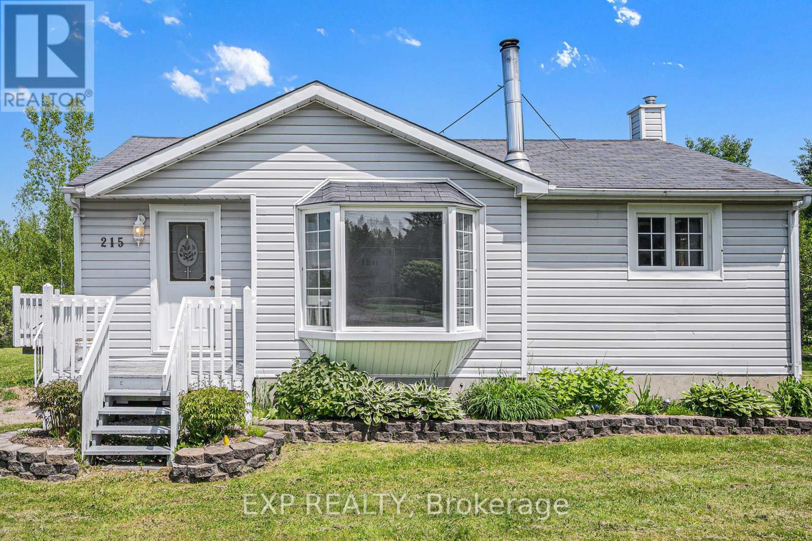 215 ST THOMAS ROAD, Russell, Ontario