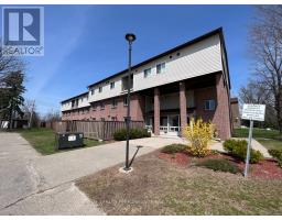 201 - 8 PEARL STREET, Smiths Falls, Ontario