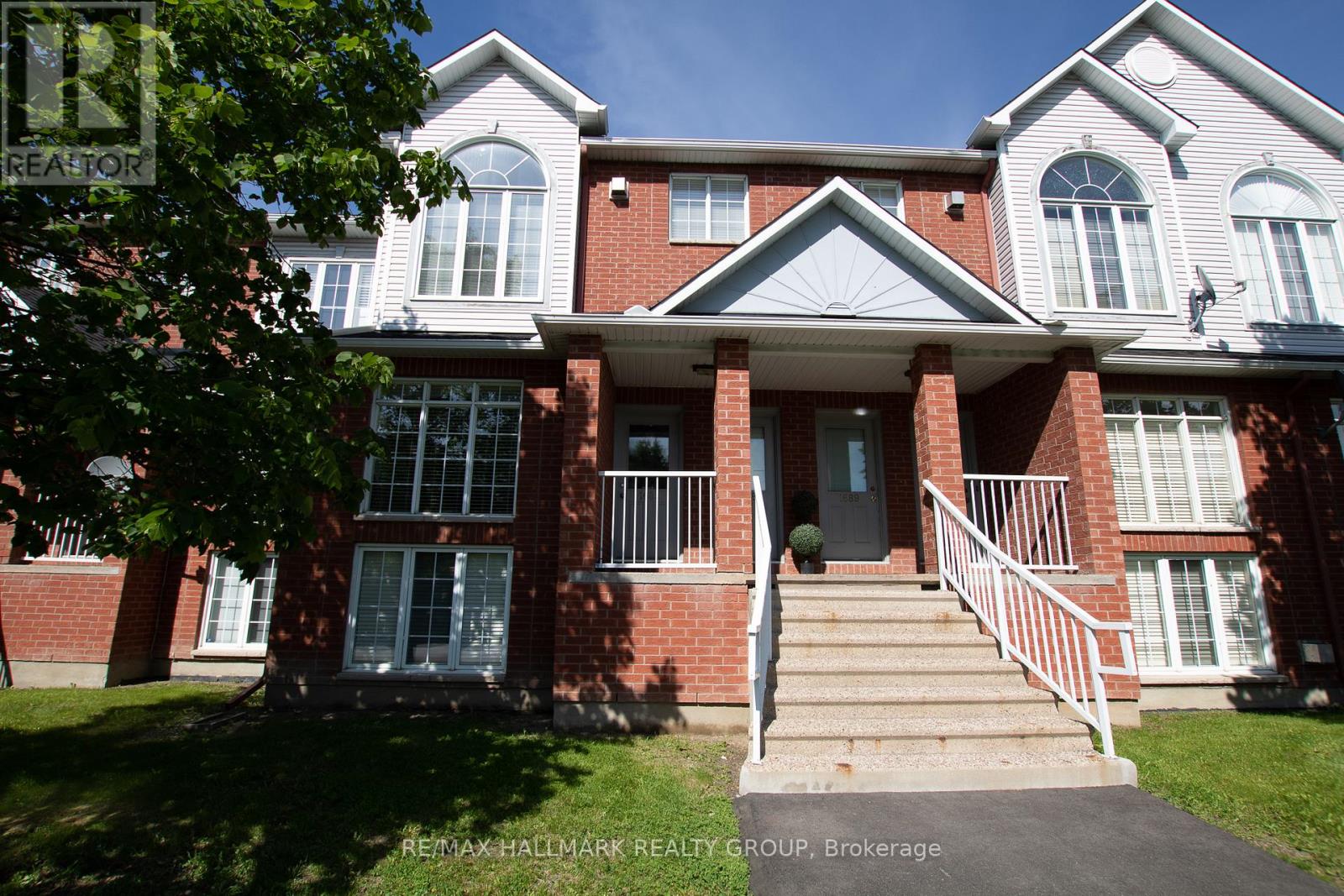 1683 BLOHM DRIVE, Ottawa, Ontario