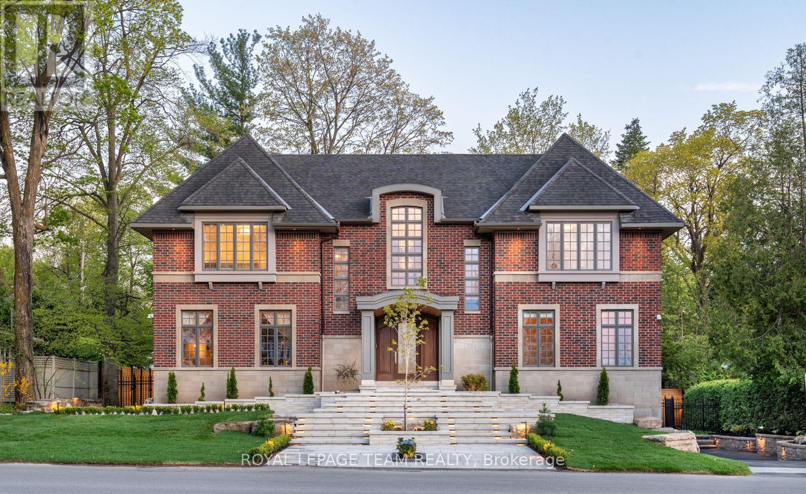 250 SANDRIDGE ROAD, Ottawa, Ontario