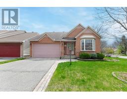 8 WINDCHIME CRESCENT, Ottawa, Ontario
