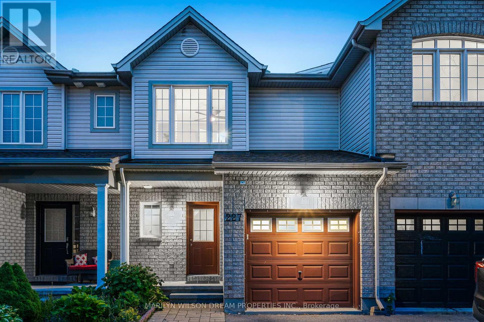 227 OPUS STREET, Ottawa, Ontario