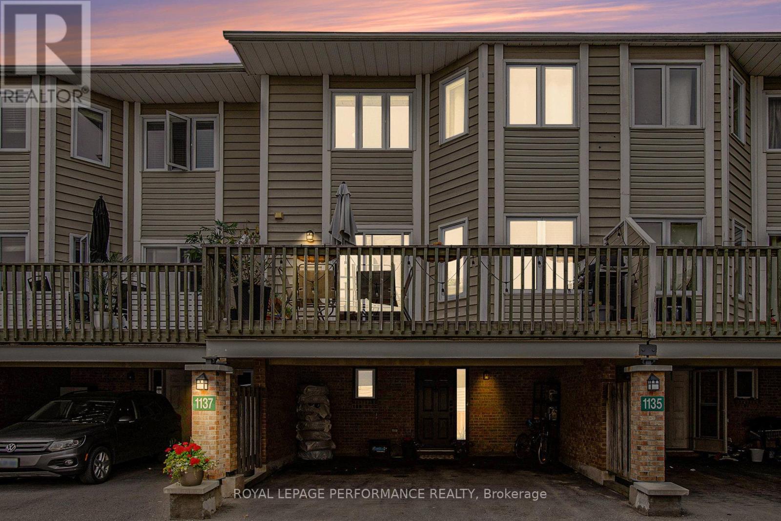 1137 CHIMNEY HILL WAY, Ottawa, Ontario