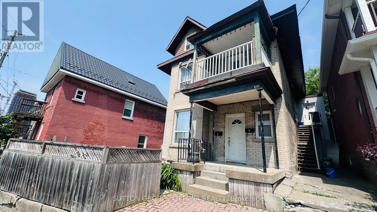 139 ECCLES STREET, Ottawa, Ontario