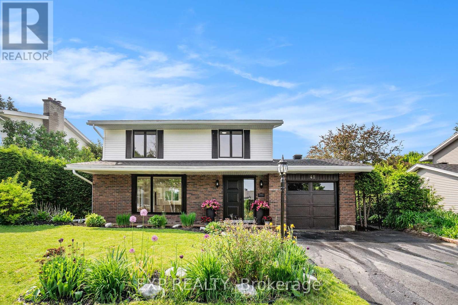 41 BARNES CRESCENT, Ottawa, Ontario