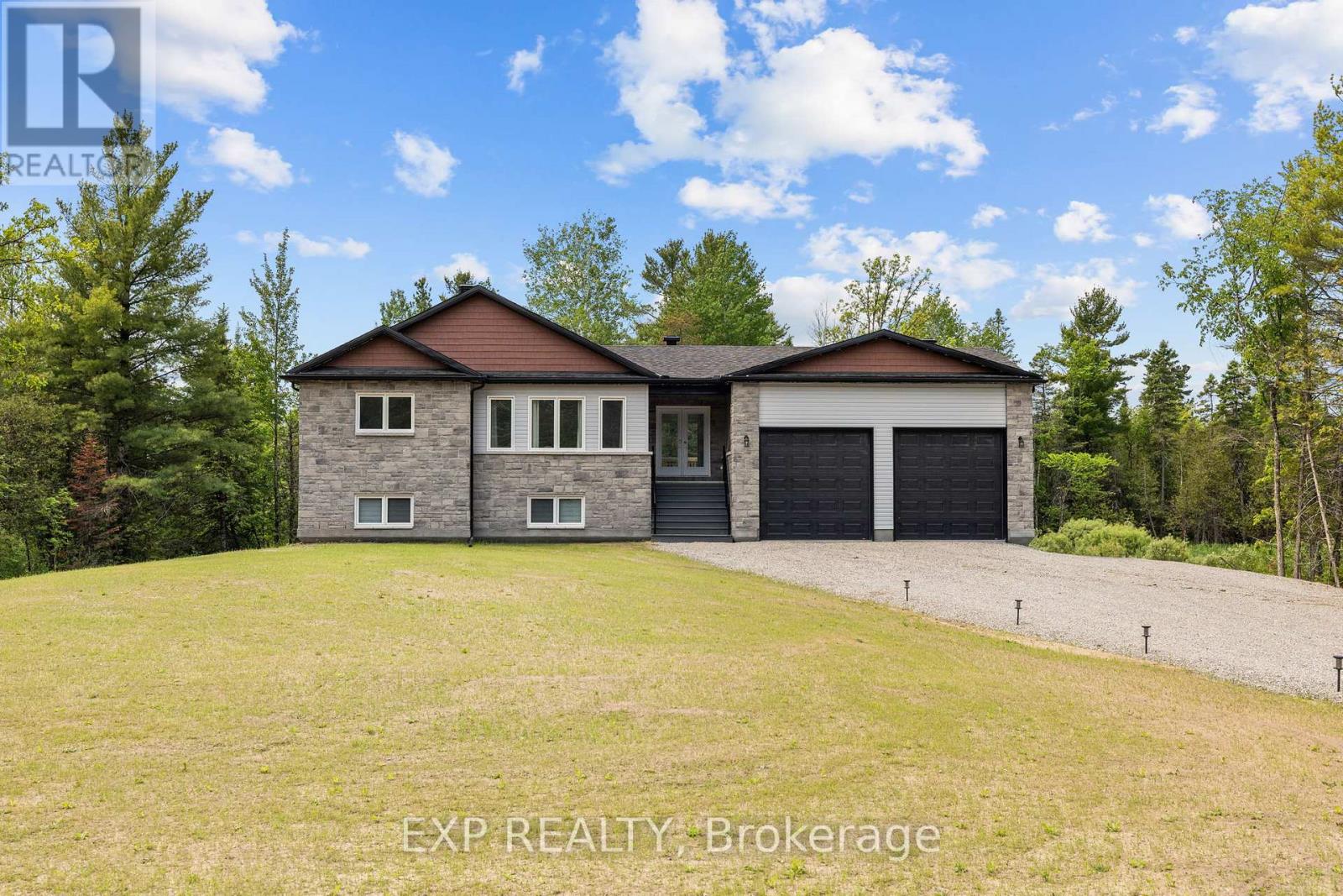 292 JAMES ANDREW WAY, Beckwith, Ontario