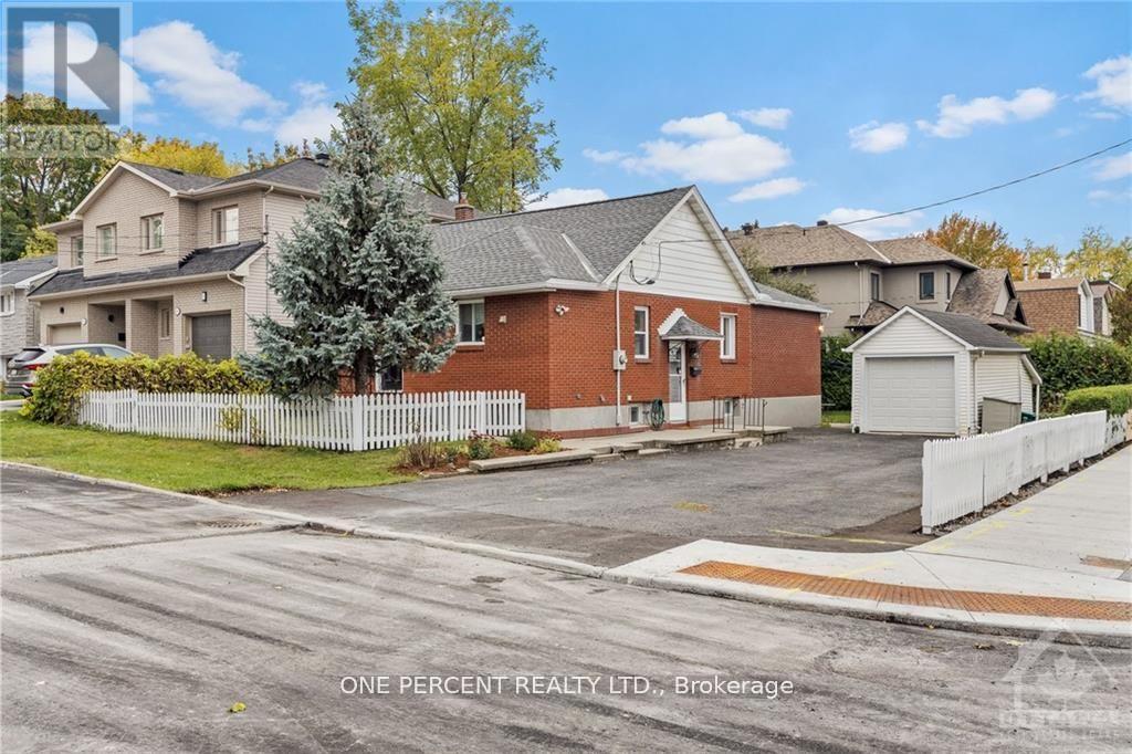 434 HILSON AVENUE, Ottawa, Ontario