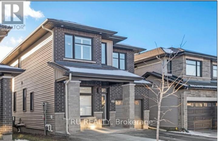 112 MINIKAN STREET, Ottawa, Ontario