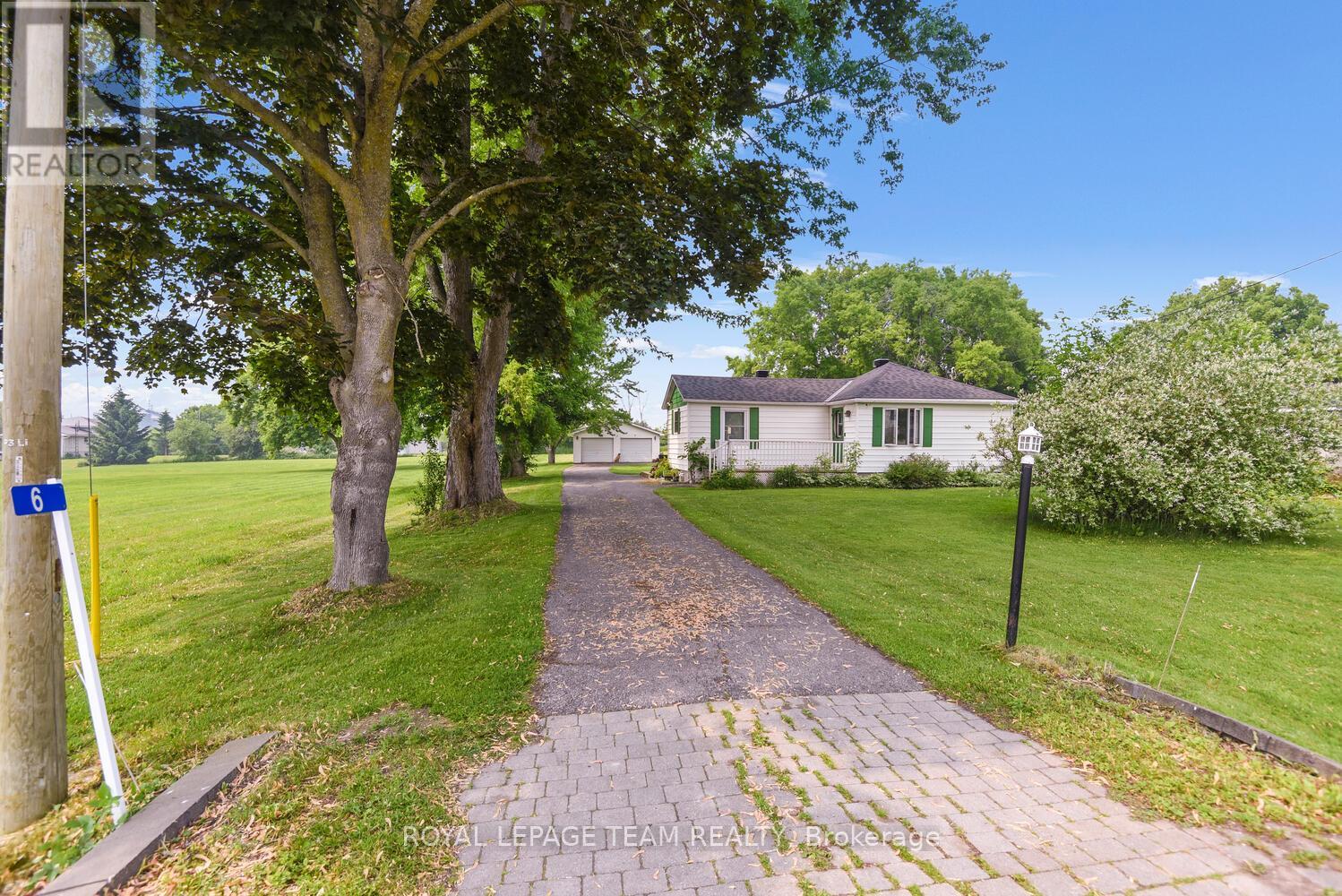 6 BURCHELL STREET, Edwardsburgh/Cardinal, Ontario