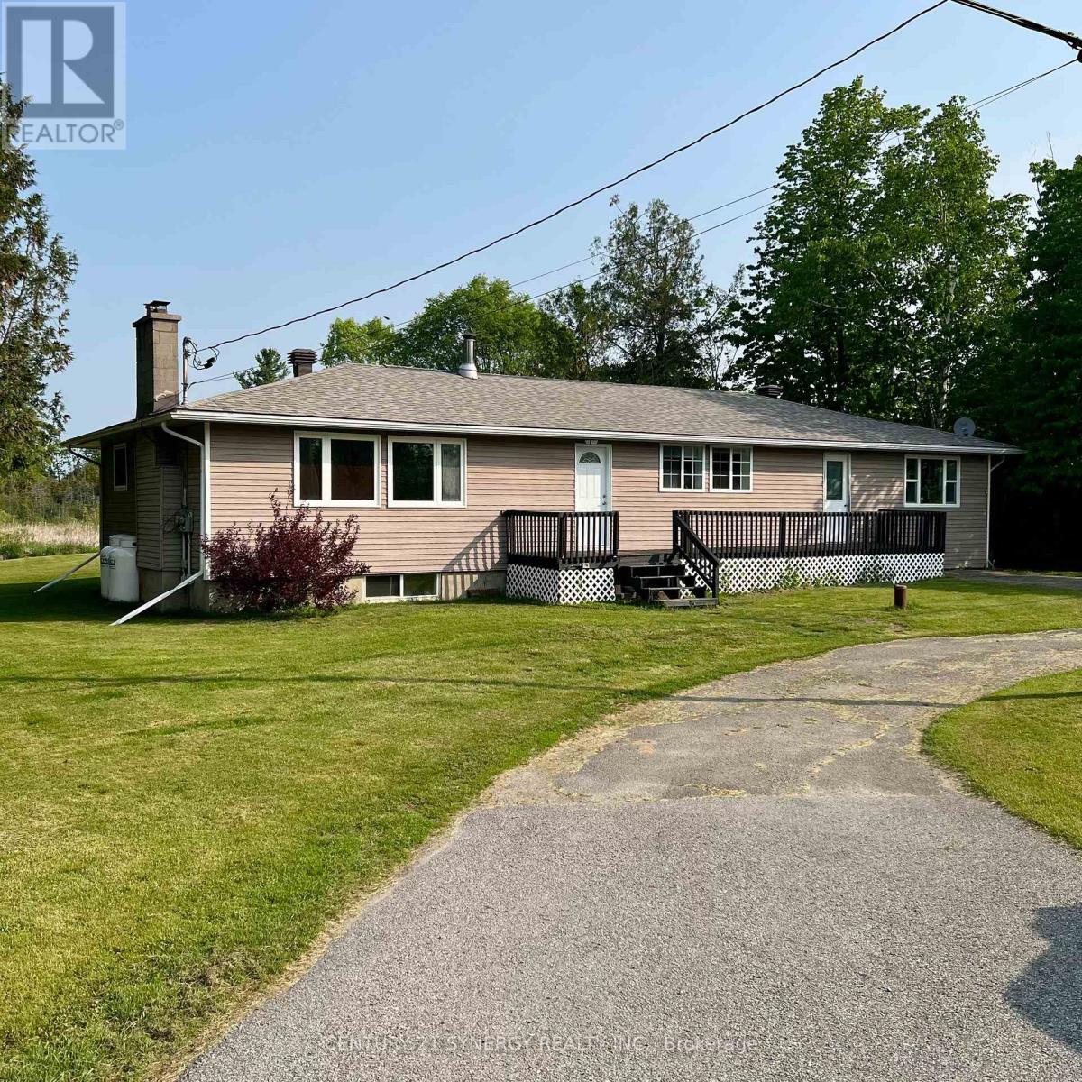 6768 ROGER STEVENS DRIVE, Montague, Ontario