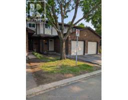 76 CLARKSON CRESCENT W, Ottawa, Ontario