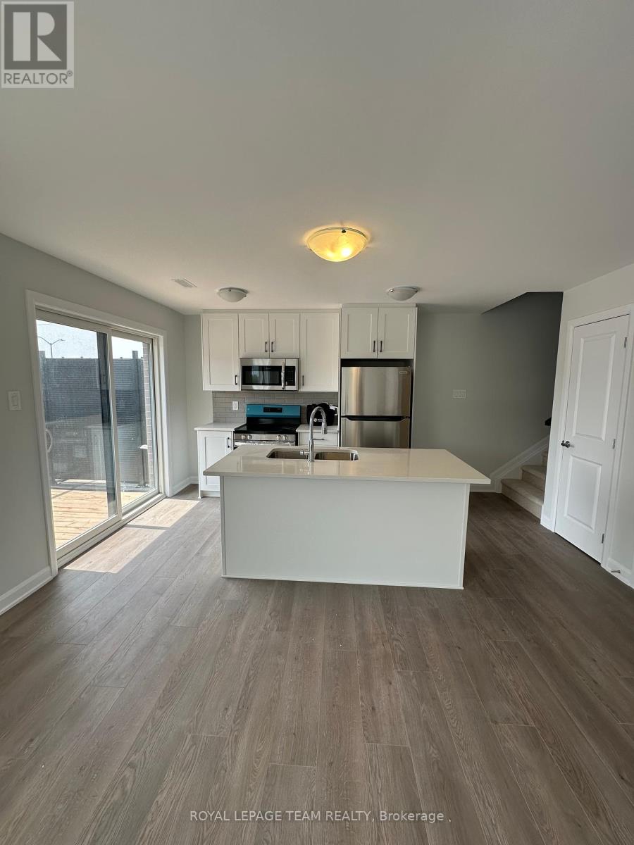 1421 CREEKWAY PRIVATE, Ottawa, Ontario