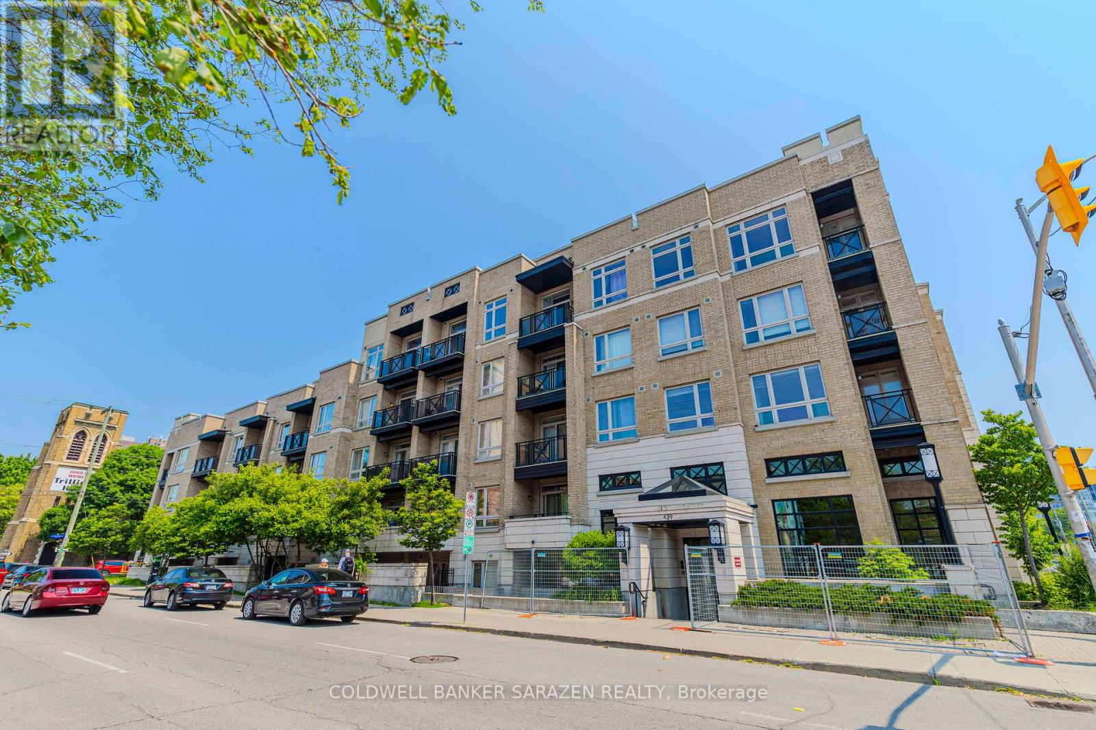 218 - 429 KENT STREET, Ottawa, Ontario