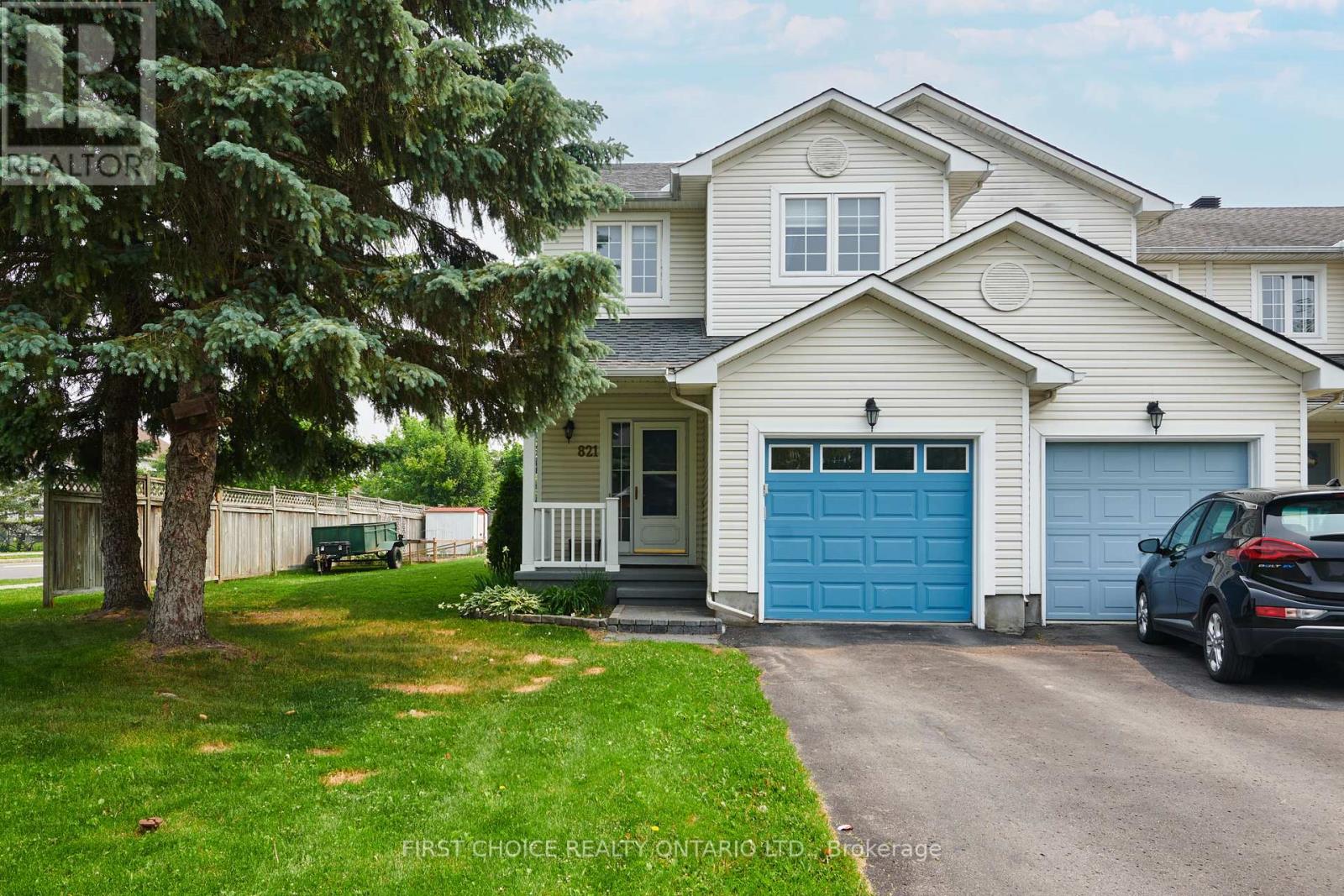 821 COMO CRESCENT, Ottawa, Ontario
