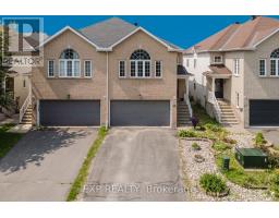 29 CASTLE GLEN CRESCENT, Ottawa, Ontario