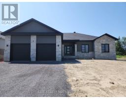 33 WHITETAIL AVENUE, South Stormont, Ontario