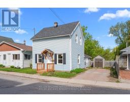 58 RUSSELL STREET N, Arnprior, Ontario