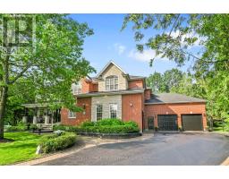 18 CYPRESS GARDENS, Ottawa, Ontario