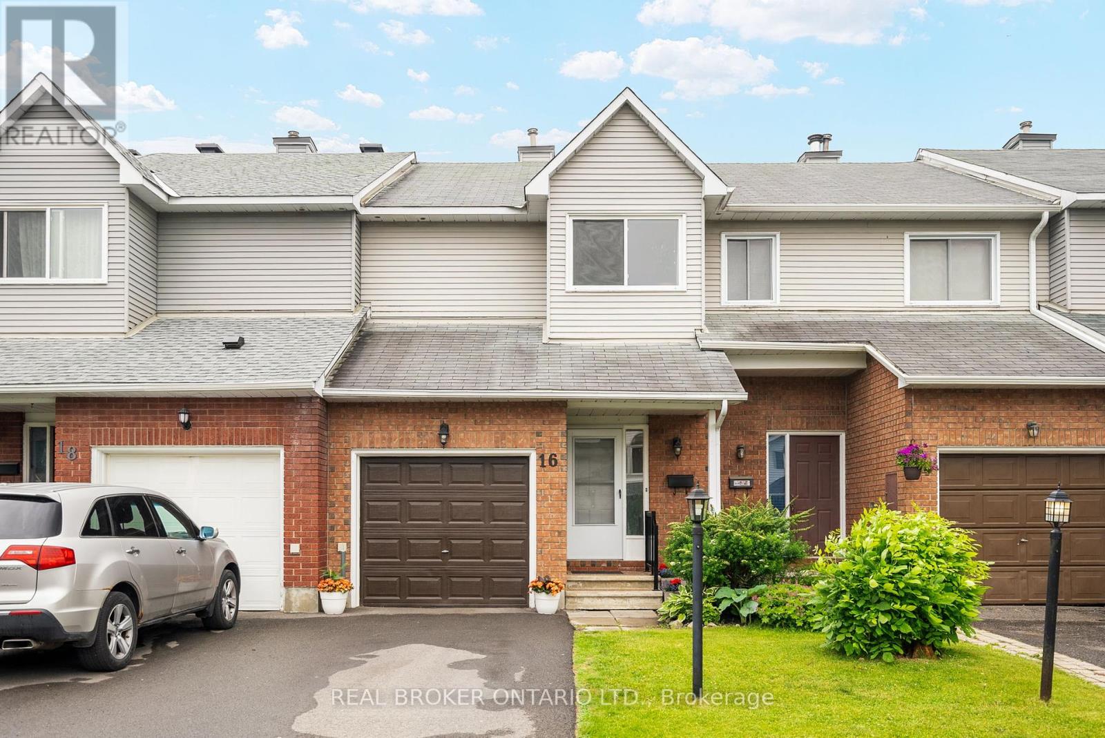 16 ALFA STREET, Ottawa, Ontario