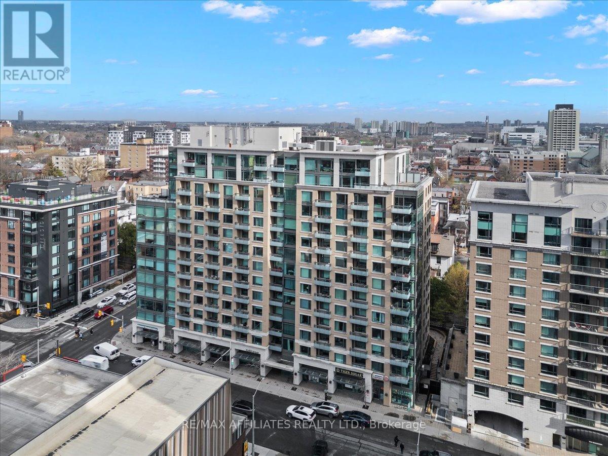 303 - 238 BESSERER STREET, Ottawa, Ontario