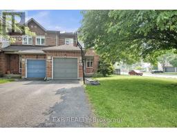 85 ASTORIA CRESCENT, Ottawa, Ontario