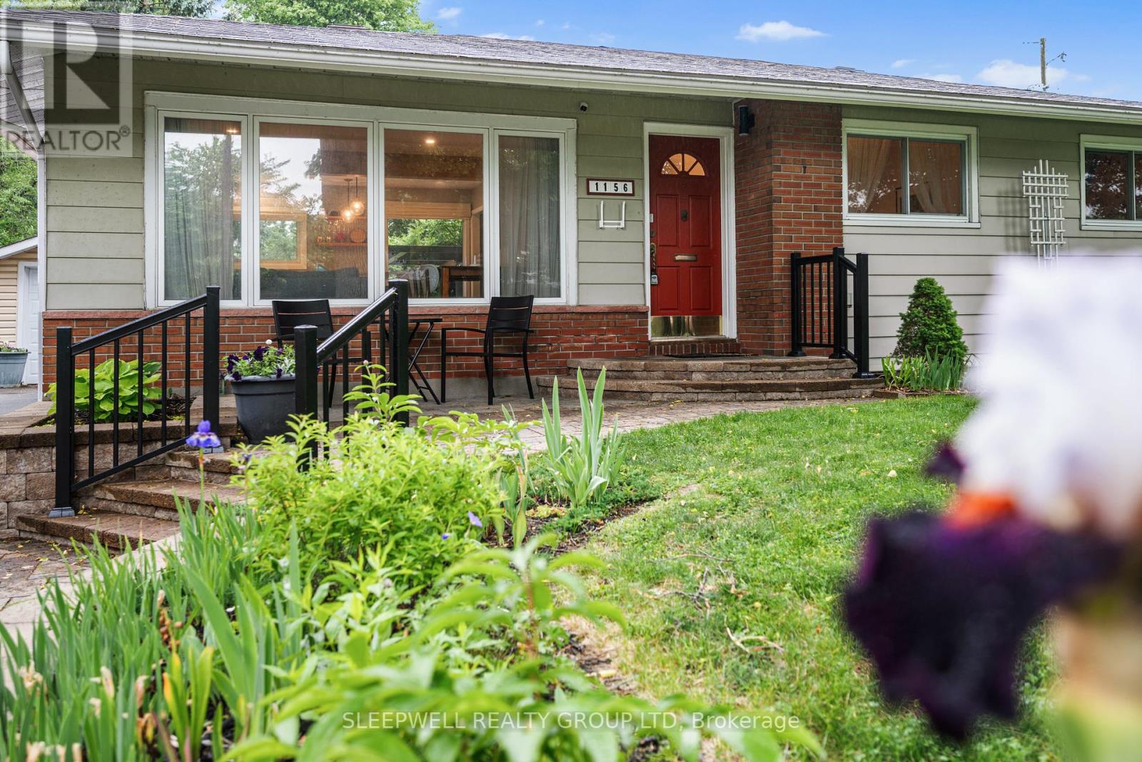 1156 MAYBANK STREET, Ottawa, Ontario