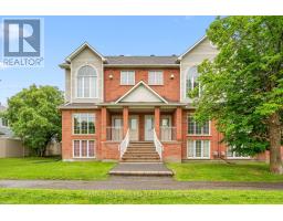 251 FORESTGLADE CRESCENT, Ottawa, Ontario