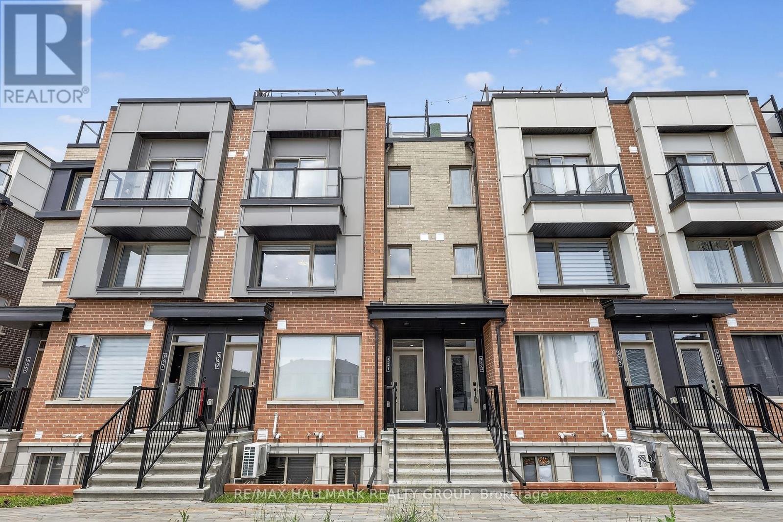 551 TAKAMOSE PRIVATE, Ottawa, Ontario