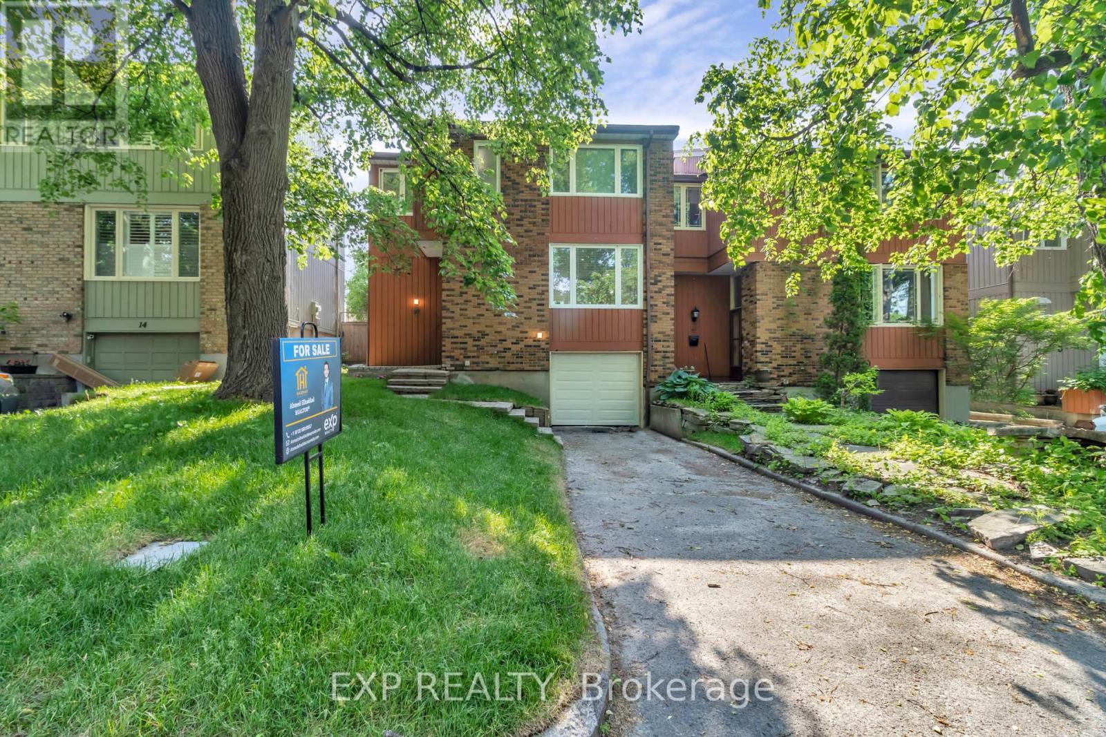 12 BAYSIDE PRIVATE, Ottawa, Ontario