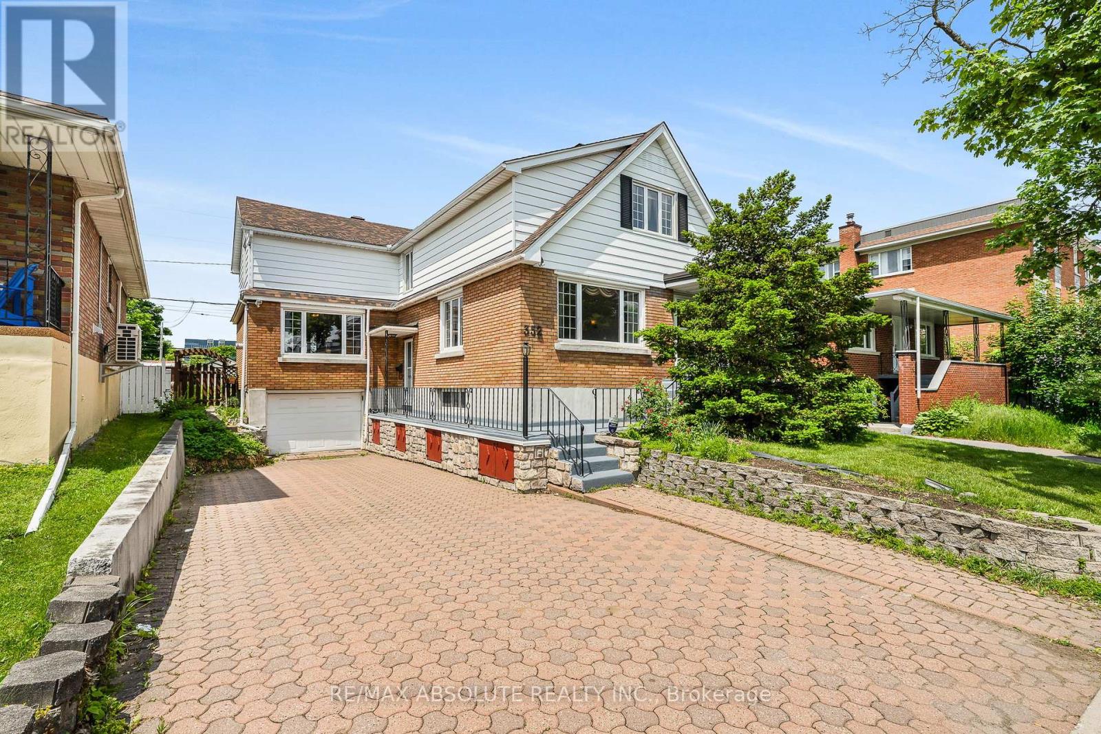 352 LACASSE AVENUE, Ottawa, Ontario