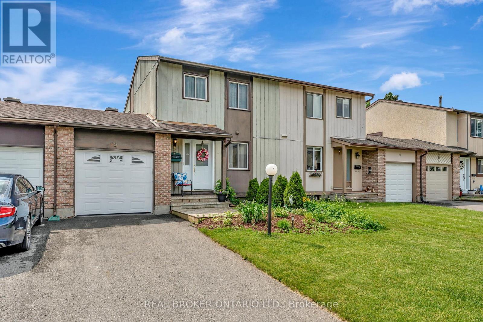 5 TEDWYN DRIVE, Ottawa, Ontario