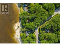 672 BAYVIEW DRIVE, Ottawa, Ontario