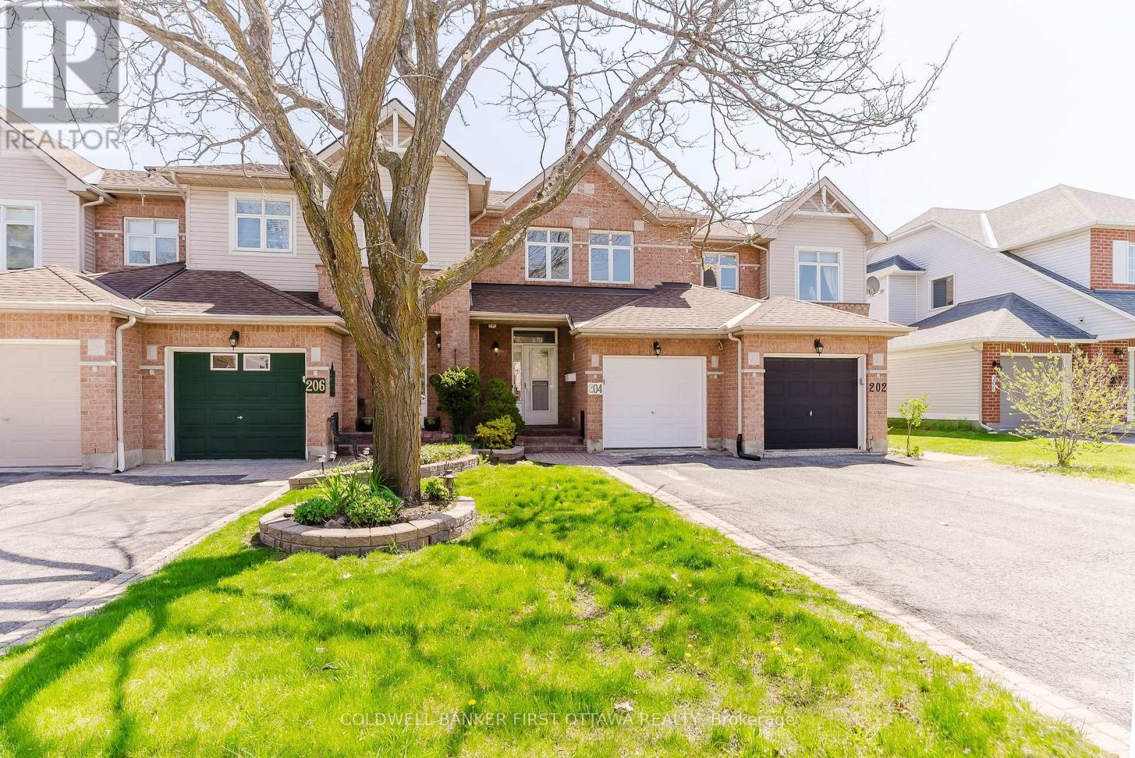 204 WINDHURST DRIVE, Ottawa, Ontario