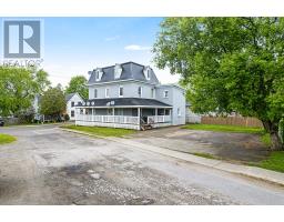 151 CHAMBERS STREET, Smiths Falls, Ontario