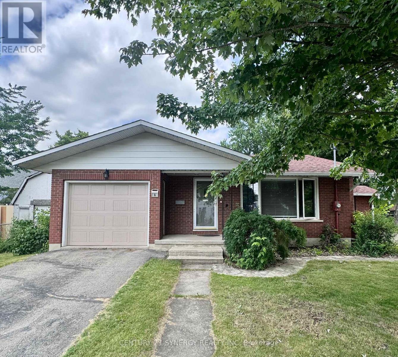 6 STRATHCONA STREET, Smiths Falls, Ontario