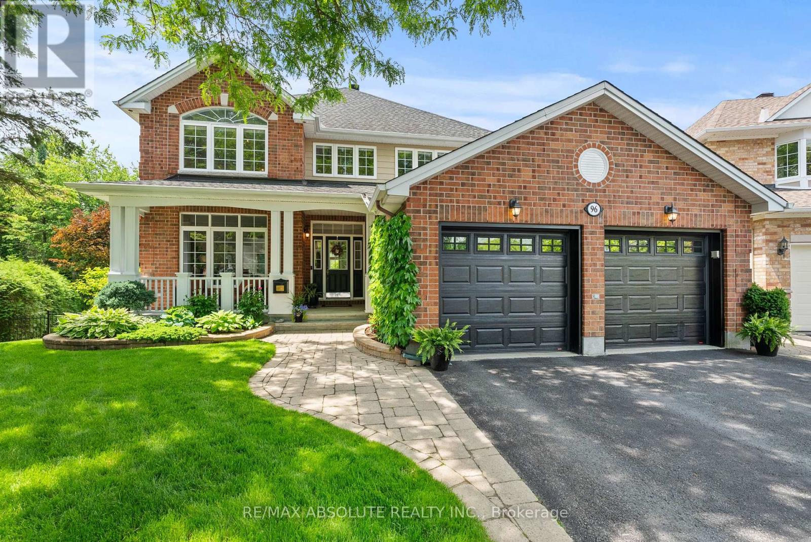 96 MANNING COURT, Ottawa, Ontario
