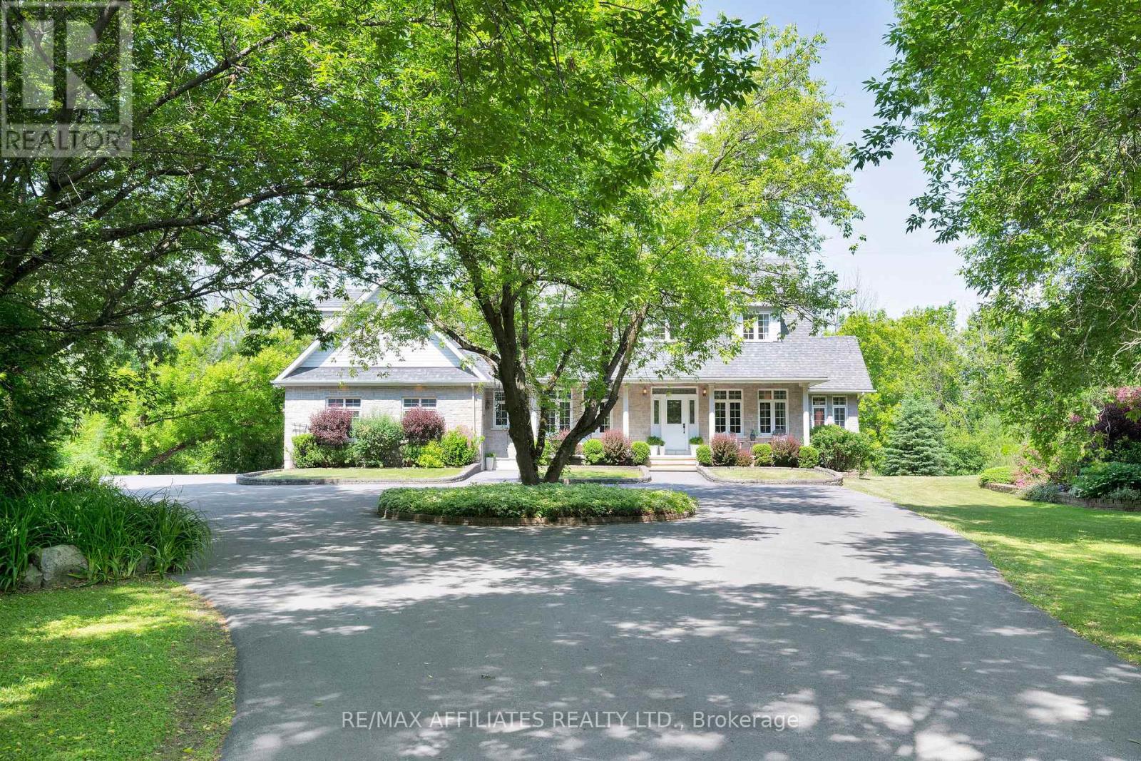 3 KIMINI DRIVE, Ottawa, Ontario