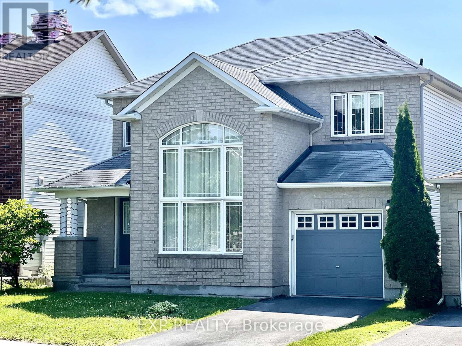 700 BEATRICE DRIVE, Ottawa, Ontario