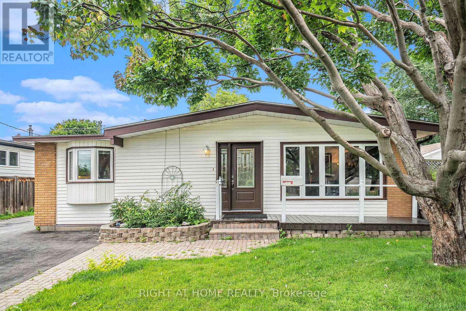 1391 SAULT STREET, Ottawa, Ontario